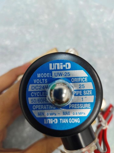 UNI-D SOLENOID VALVE MODEL: UW-25 COIL 24VDC SIZE 1