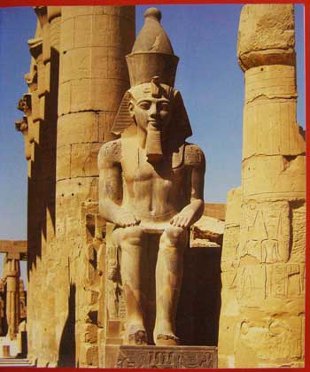 Egypt The World of the Pharaohs (ฉบับภาษาอังกฤษ) 10
