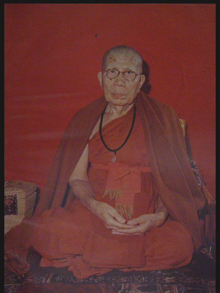 พระพุทธรูปและสิ่งศักดิ์สิทธิ์ (เล่ม ๓) / นาวาอากาศโท ภาสกร จูฑะพุทธิ 2