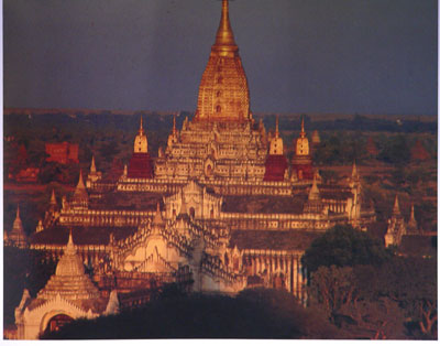 MYANMAR THE GOLDEN LAND 10