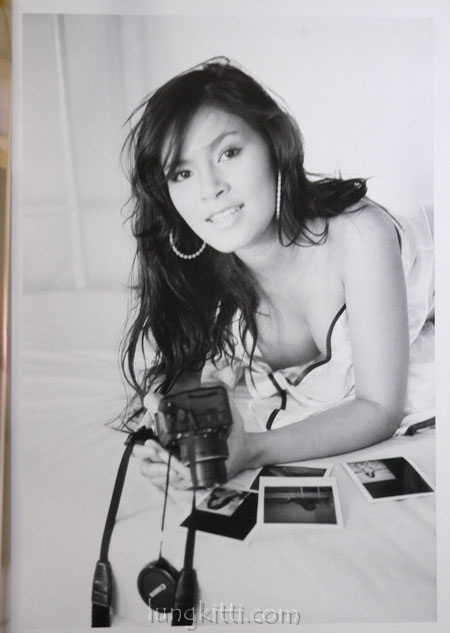 นิตยสาร FOTO ALBUN  Volume 11 / 2006 1