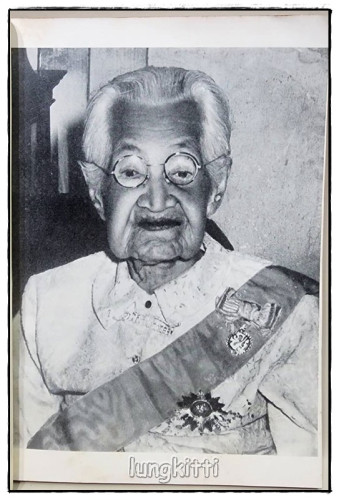 อนุสรณ์ เจ้าจอมมารดาอ่อน ป.จ. ในรัชกาลที่ ๕ 5