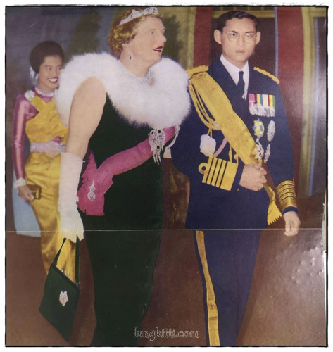 สมุดภาพ พระบรมฉายาลักษณ์ ชุด เสด็จพระราชดำเนินเยือน ยุโรป 7