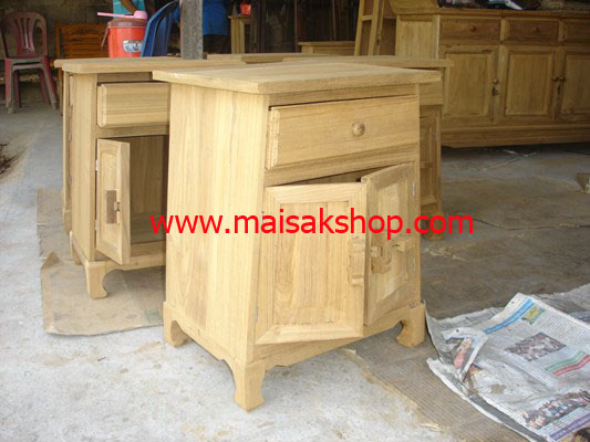 เฟอร์นิเจอร์ไม้สัก (furniture)ตู้หัวเตียงไม้สัก,ตู้ข้างเตียงไม้สักแบบ 2 บาน 1 ลิ้นชักบน