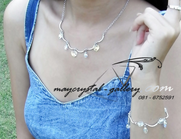 สอบถามสินค้าติดต่อ Line Official :: @maycrystal 1