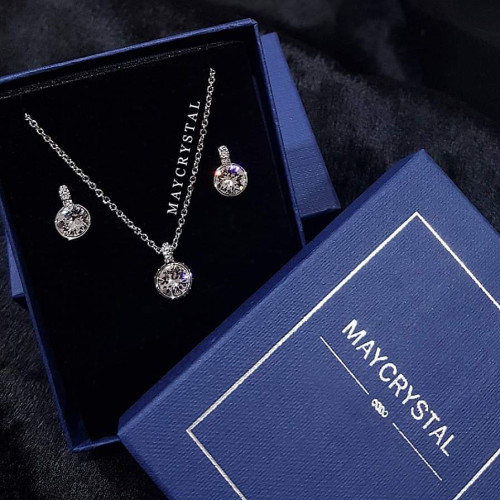 ชุดเครื่องประดับ งานคริสตัลแบรนด์แท้ จากประเทศออสเตรีย (Embellished with Crystals from Austria)