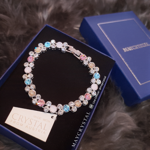 สร้อยข้อมือคริสตัลแบรนด์แท้, คริสตัล SWA จากประเทศออสเตรีย (Embellished with Crystals from Austria)