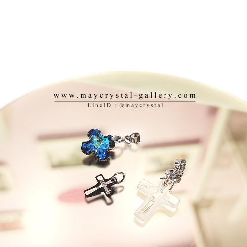จี้ไม้บวก จี้ไม้กางเขน คริสตัลแบรนด์แท้ จากประเทศออสเตรีย (Embellished with Crystals from Austria)