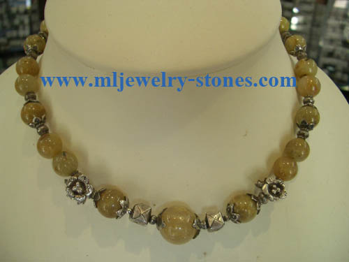 สร้อยคอไหมทองสลับลูกเล่นเงิน เส้นไหมทองเต็มทุกเม็ด