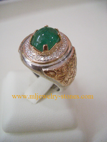 แหวนเงินกับนาก 2 กษัตริย์ หัวมรกตโคลัมเบีย สีเขียวสด สวยมากครับ ประดับเพชรแท้