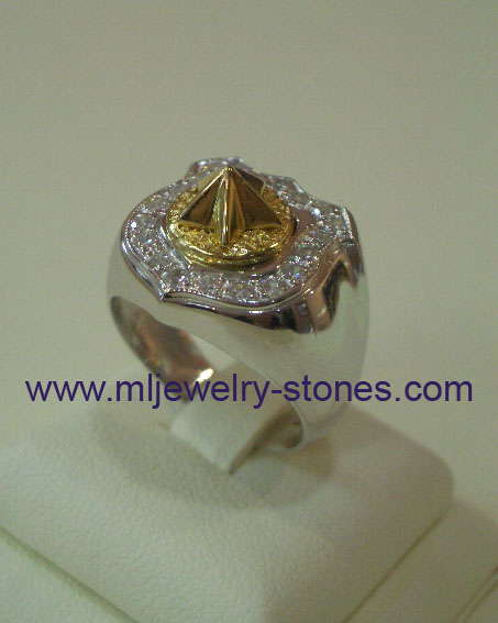 แหวนทหารล้อมเพชรสวิสตัวเรือนเงิน 6