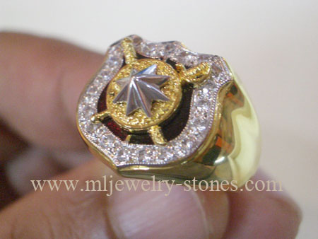 แหวนตำรวจตัวเรือนทอง 1