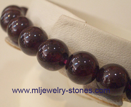 สร้อยข้อมือโกเมน 3