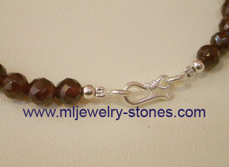 สร้อยคอโกเมน 3