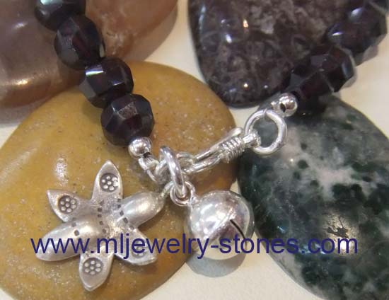 สร้อยข้อมือโกเมน 3