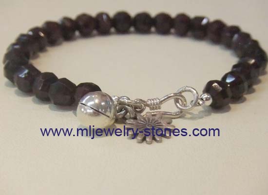 สร้อยข้อมือโกเมน 1