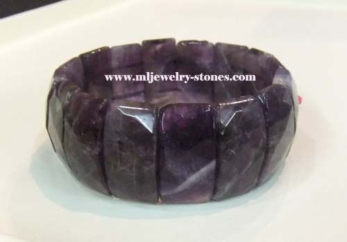 สร้อยข้อมืออเมทิสต์ 1