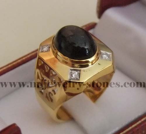 แหวนพลอยสตาร์สีดำประดับเพชร 1