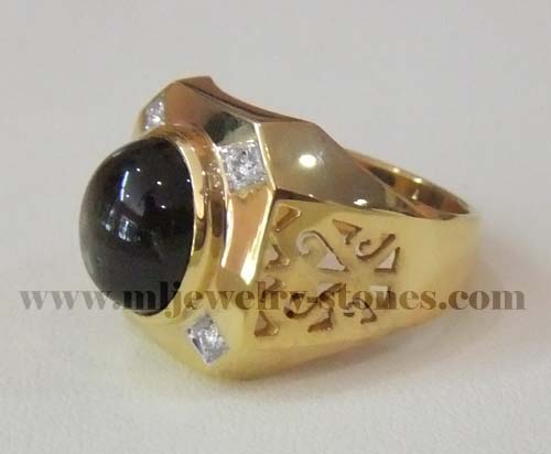 แหวนพลอยสตาร์สีดำประดับเพชร 4