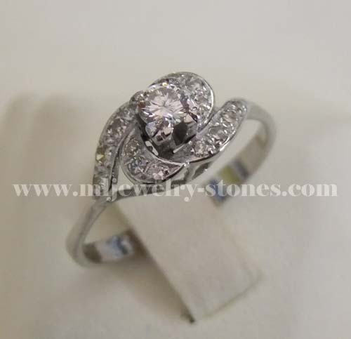 แหวนเพชรโบราณ(จินเจนเบอรันเลียน)