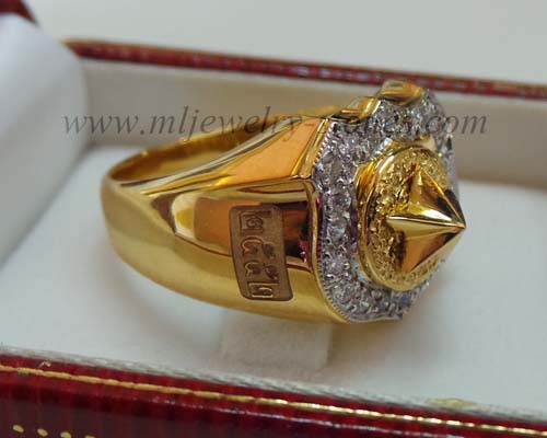 แหวนนายทหารล้อมเพชรแท้ ของ ร.อ.สุพรชัย (งานสั่งทำ) 4