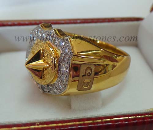 แหวนนายทหารล้อมเพชรแท้ ของ ร.อ.สุพรชัย (งานสั่งทำ) 5