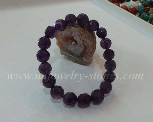 สร้อยข้อมืออเมทิสต์ (Amethyst) 1
