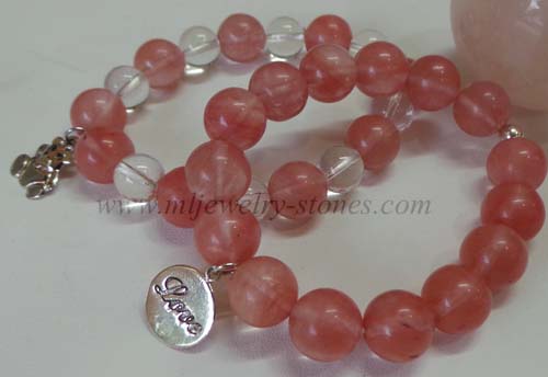 สร้อยข้อมือสตรอเบอร์รี่ควอทซ์ (Strawberry Quartz) 1