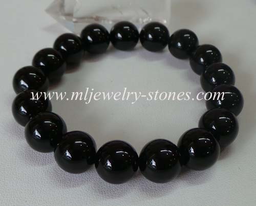 สร้อยข้อมืออนิกซ์ (Onyx) 1