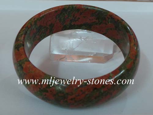 กำไลหินยูนาไคท์(Unakite) 1