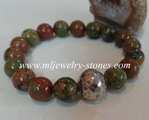 สร้อยข้อมือหินยูนาไคท์(Unakite)10.5 มิล 2