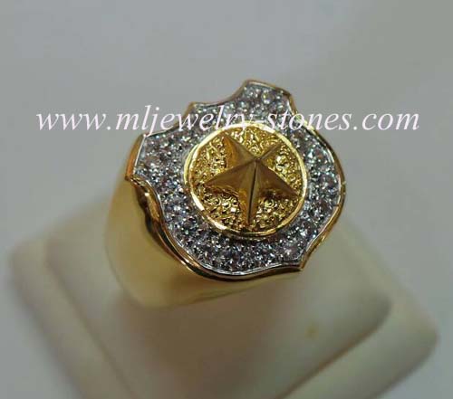 แหวนนายทหารล้อมเพชร(งานลูกค้าสั่งทำ) 1