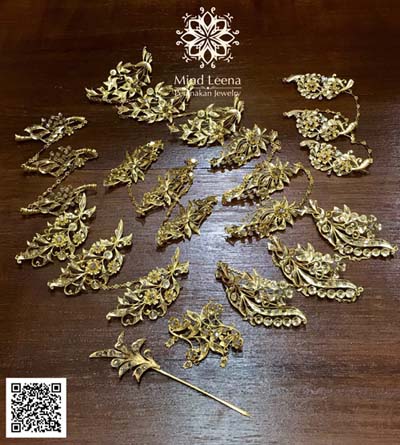รอบนี้มีเครื่องประดับเพชรซีก peranakan nyonya jewelry เข้ามาสวยๆทั้งนั้นเลยค่ะ