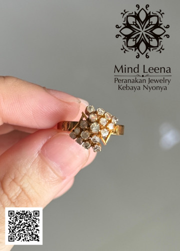 แหวนเพชรซีก งานเก่างานโบราณ งานเปอรานากัน peranakan jewelry, Kebaya Nyonya 1