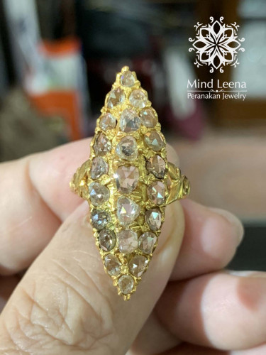 แหวนบาแหยะเพชรเหลี่ยมลูกโลกโบราณขนาดใหญ่ 1