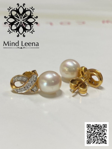 ต่างหูไข่มุกแท้ 9.0 มิลประดับเพชรแท้เบลเยี่ยม