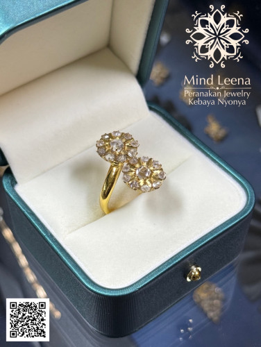 แหวนเพชรซีกกระจุกไขว้ (งานสั่งทำ) 2