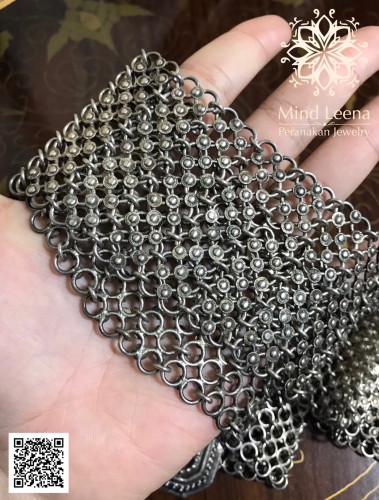 เข็มขัดเงินประดับลวดลายดอกไม้ งานโบราณ 5