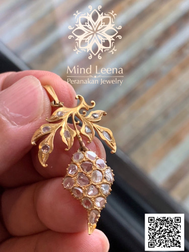 จี้เพชรพวงองุ่นเพชรซีกโบราณ Antique Polki Diamond Pendant With 18k Gold.