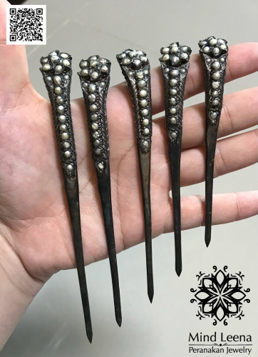 ปิ่นปักผมประดับไข่มุกโบราณ อายุเกิน 90 ปี peranakan nyonya jewelry