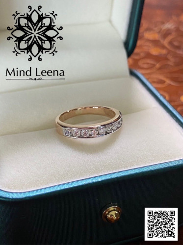 แหวนแถวประดับเพชรแท้ (งานลูกค้าสั่งทำ)