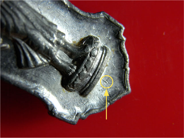 พระพุทธฉลอง 25 ศตวรรษ มีเข็ม (2) เนื้อชินตะกั่ว 4