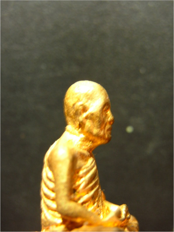 รูปหล่อหลวงพ่อสนิท เสาร์5 ปี36 เนื้อทองเหลือง 2