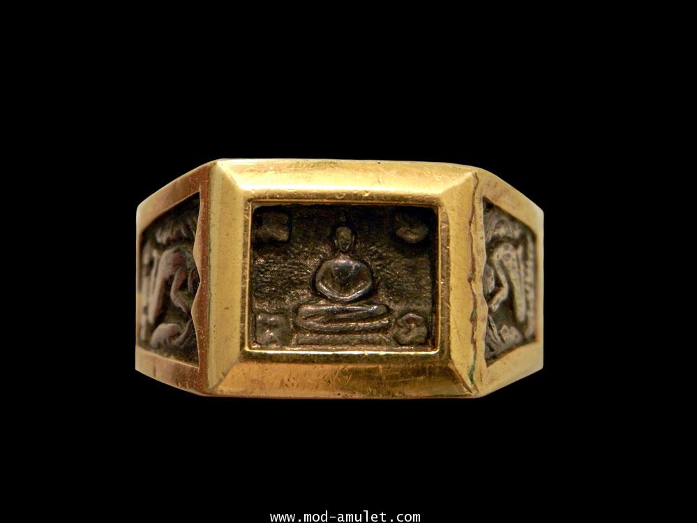 แหวนพระพุทธสี่เหลี่ยม เนื้อเงินเลี่ยมทอง ปี24 หลวงปู่ดู่ วัดสะแก