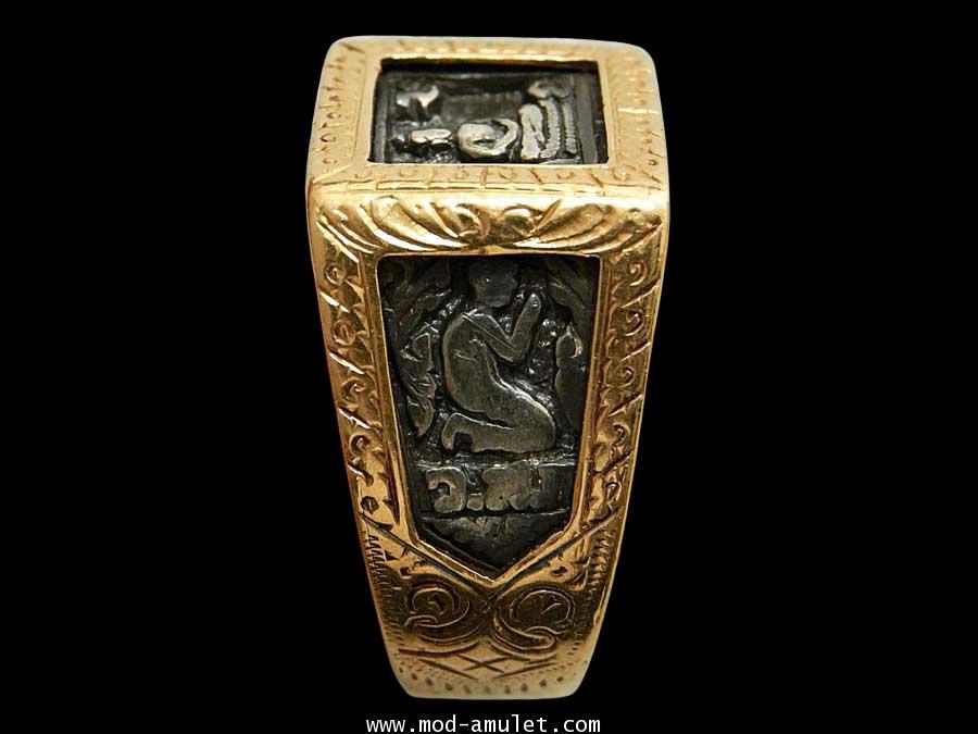 แหวนพระพุทธสี่เหลี่ยม ปี2525 เนื้อเงินหุ้มทอง หลวงปู่ดู่ (Lp Doo) 2