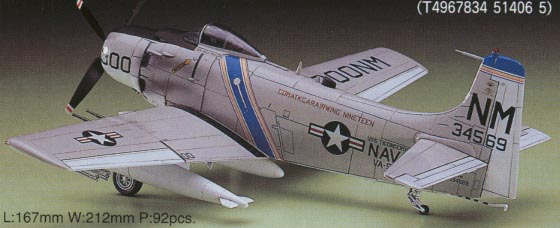 A-1H Skyraider "U.S. Navy" 1/72 Hasegawa