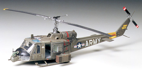 UH-1B HUEY 1/72 Tamiya