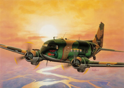 Douglas AC-47 \'Spooky\' 1/72 Italeri