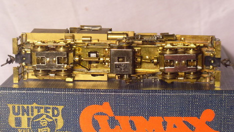 หัวรถจักรทองเหลือง CLIMAX Geared Locomotive HO Scale United/PFM 3
