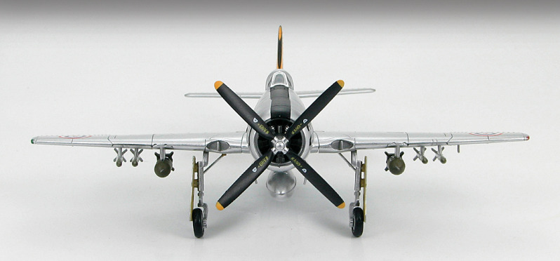 โมเดลสำเร็จ F8F-1 Bearcat RTAF 1/72 Skymax 2